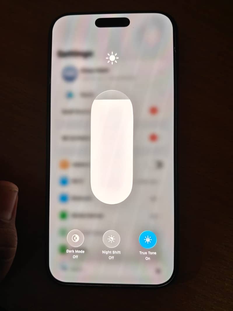 Apple iPhone 16 Pro Max 3
