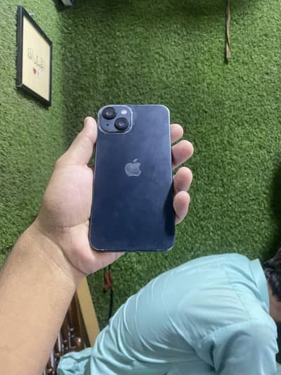 Apple iPhone 13 jv box sath hai 128 gb only WhatsApp num 03056333964