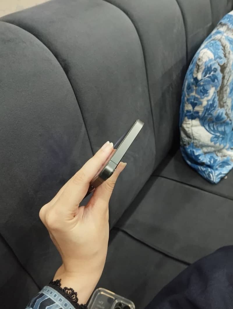 Apple iPhone 12 Pro 6