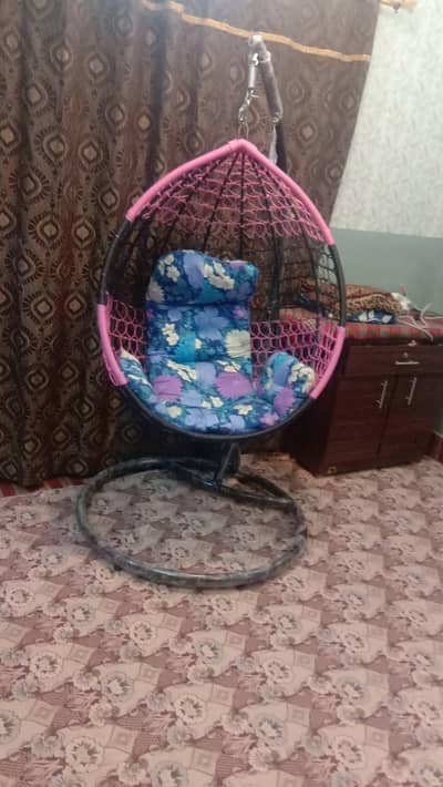 egg swing  8 thousand