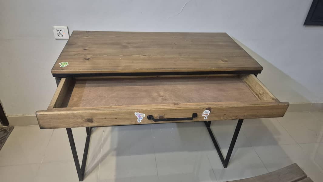 Study Table / Workstation / Writing Desk 1