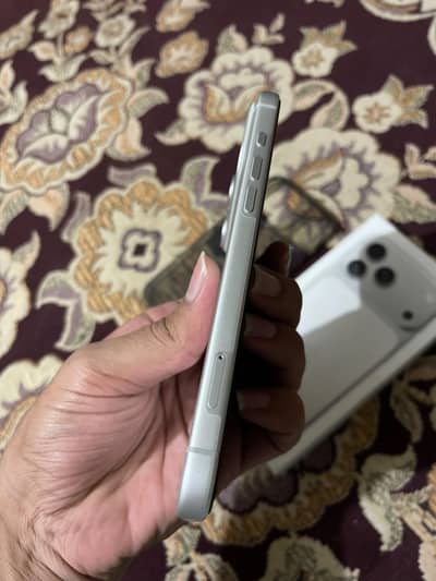 Iphone 17 pro max approved