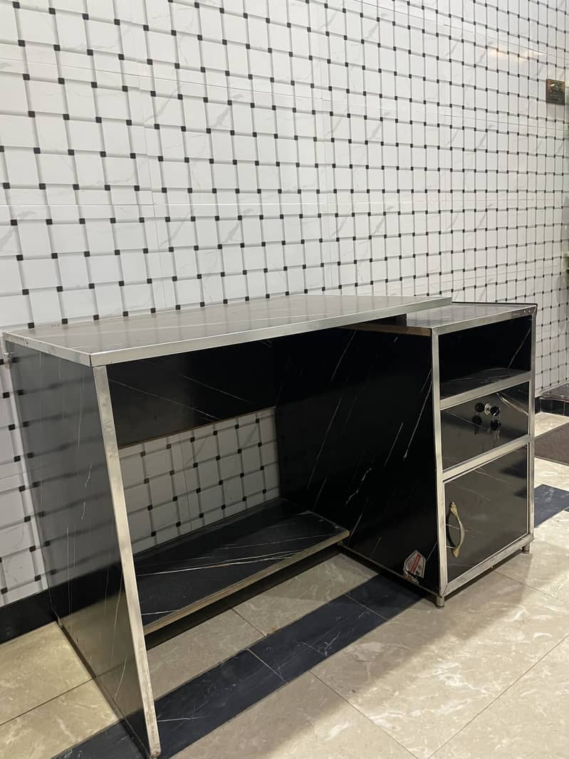 Computer Table 3