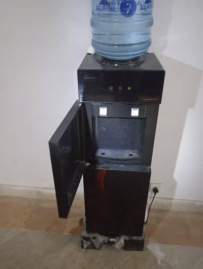 water dispenser