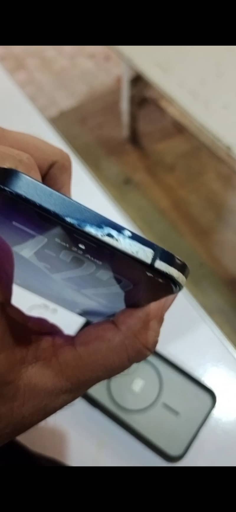 Apple iPhone 12 1