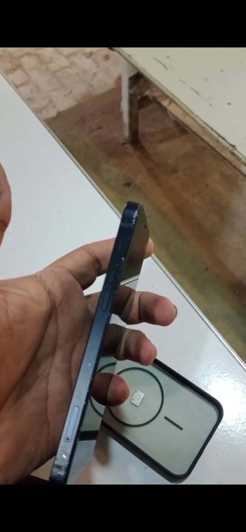 Apple iPhone 12 10