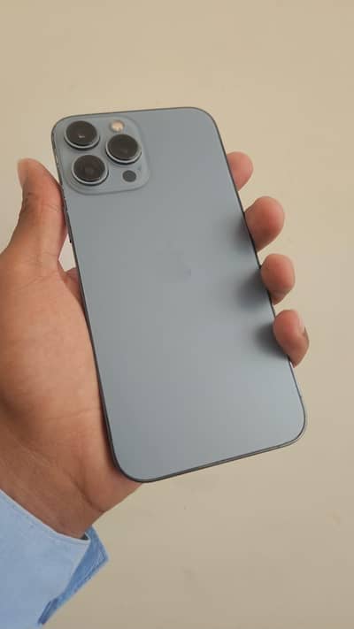iPhone 13 Pro Max with box