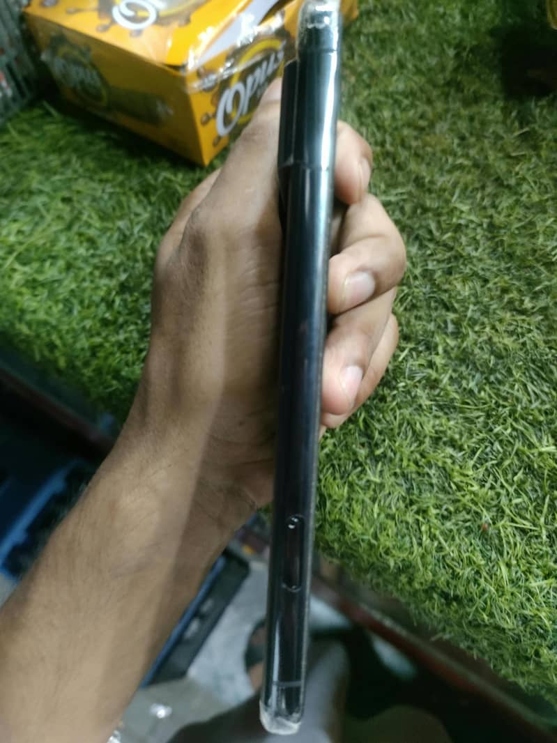 Google pixel 8 pro 2