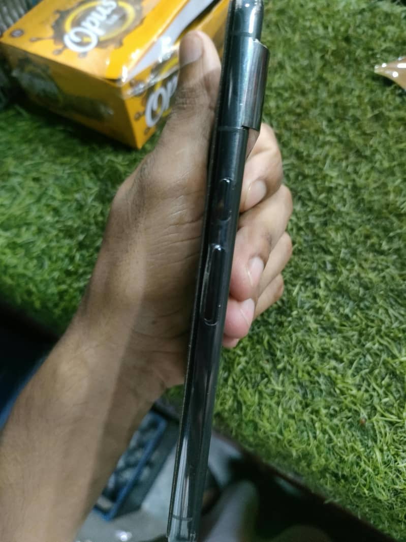 Google pixel 8 pro 3