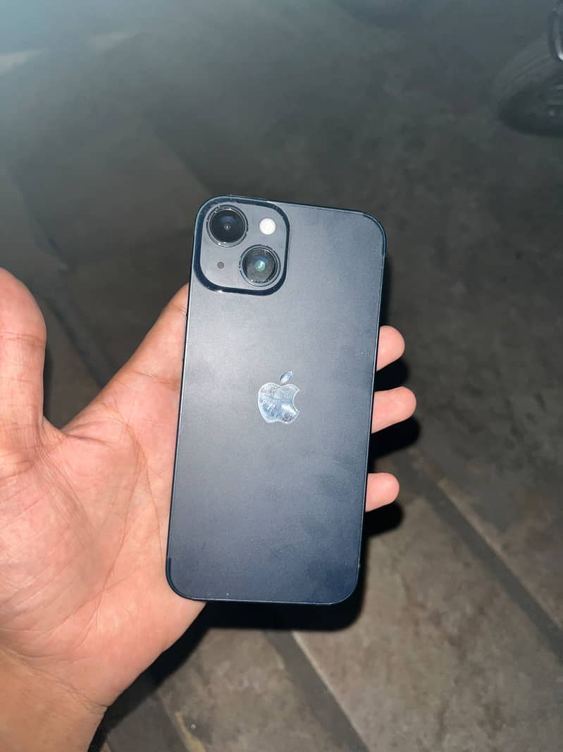 Apple iPhone 14 3