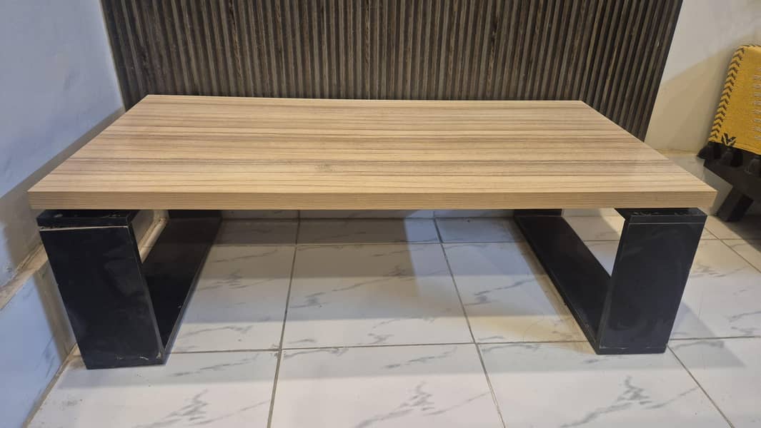 Centre Table Oscar 1