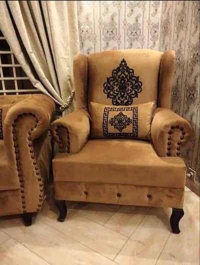 7-Seater Sofa for Sale    Beautiful & Elegant 7-Seater Sofa Set A