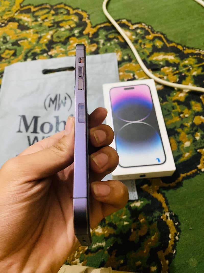 iphone 14pro max 1