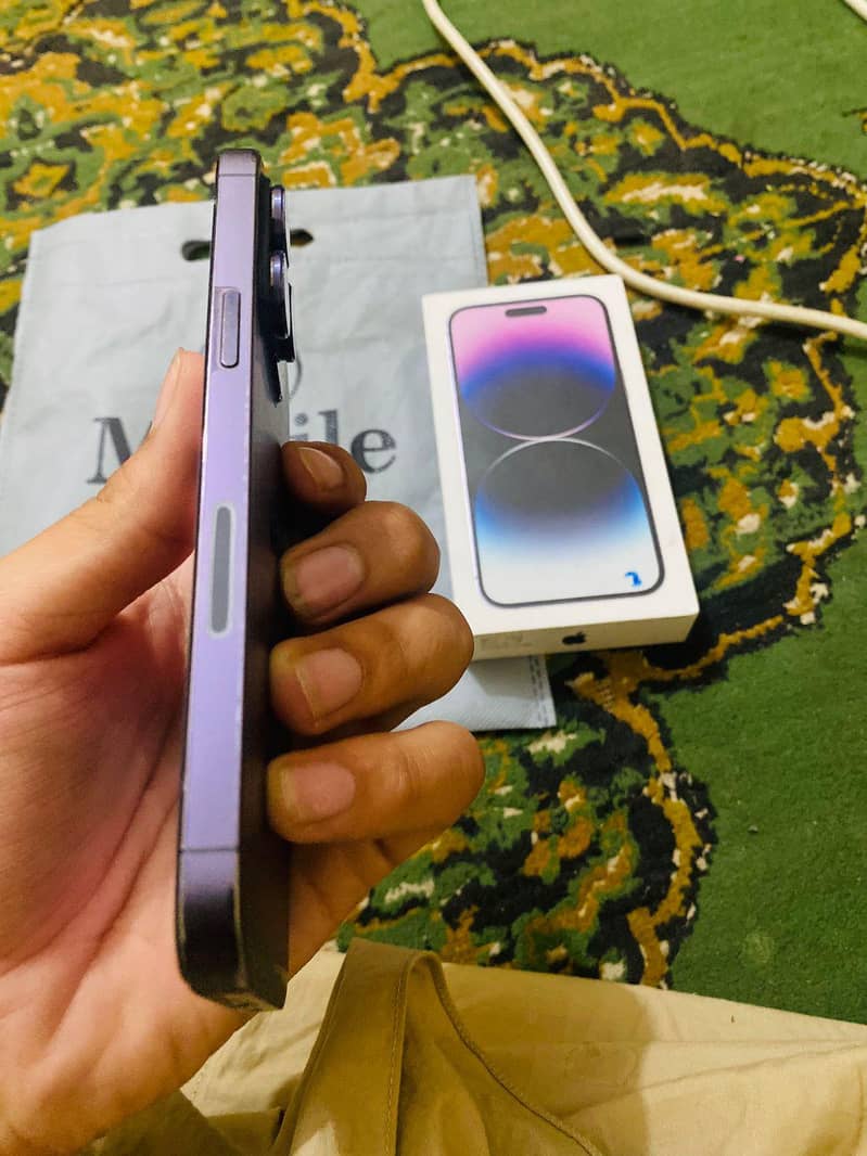 iphone 14pro max 2