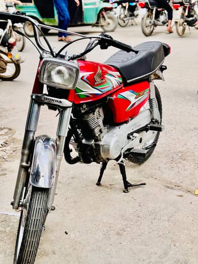 Cg 125