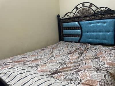 KING SIZE BED WITH MATTRESS
