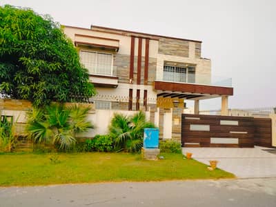 Furnished Outstanding House With Basement For Rent
