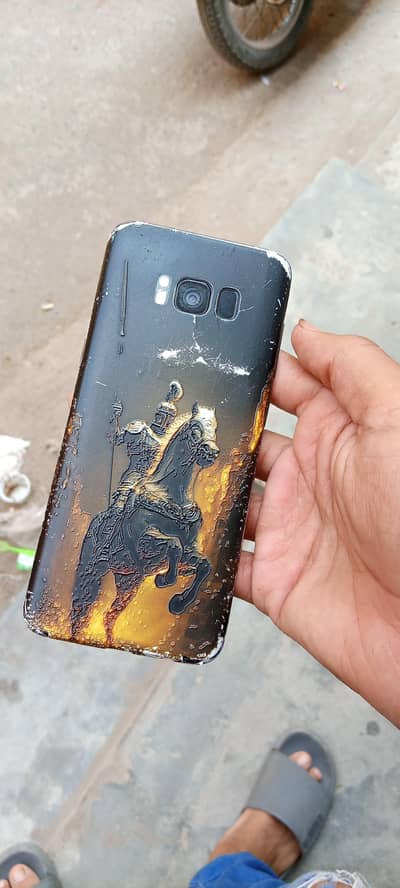 Samsung Mobile S8 adge
