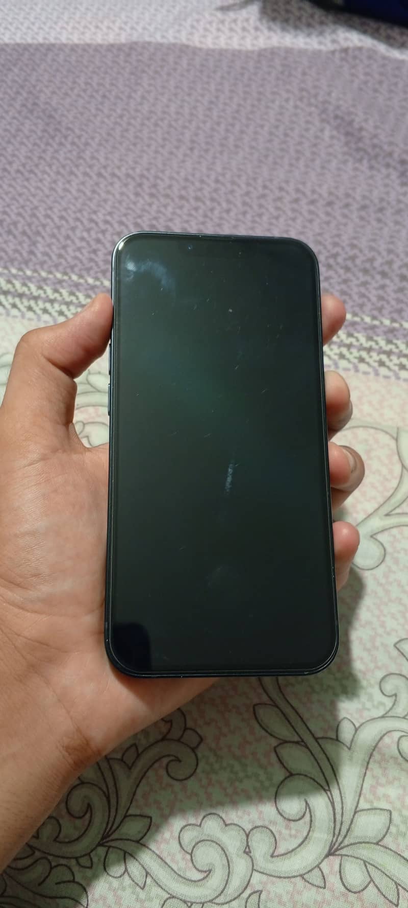 Apple iPhone 13 9