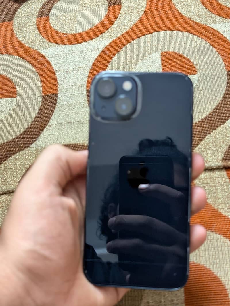 Apple iPhone 13 2