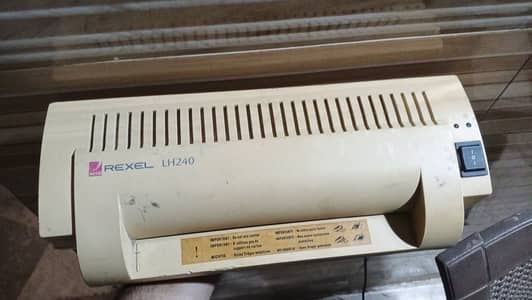 Rexel LH240 A4 Laminating Machine