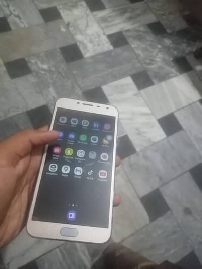 Samsung Mobile J4 Core