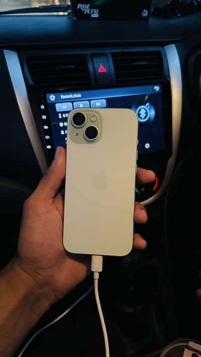 Apple iPhone 15