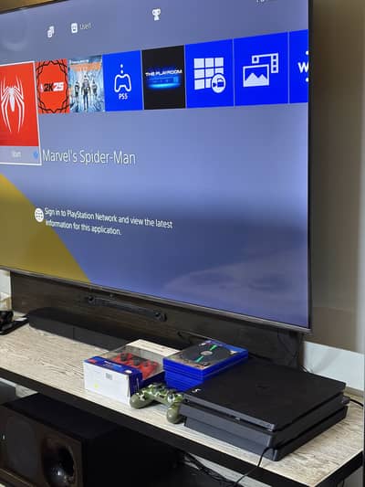 PS4 Slim - Black