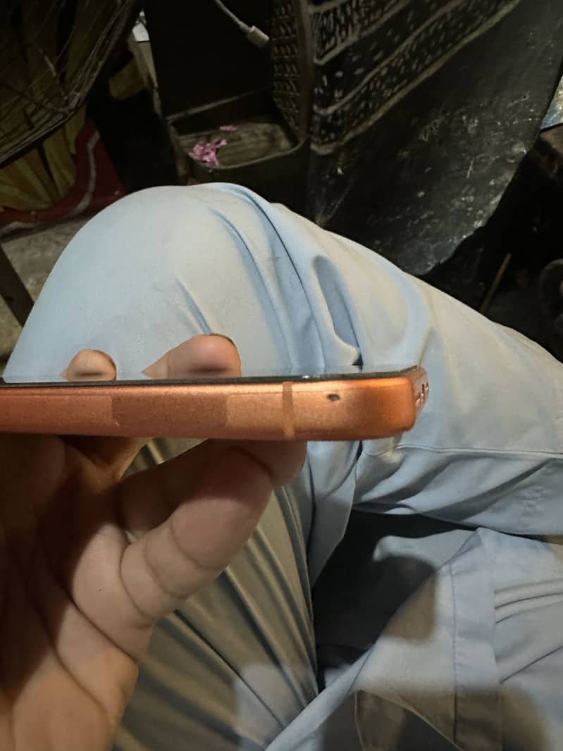 Apple iPhone 17 Pro Max 2