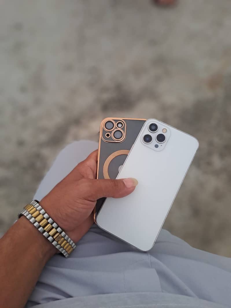 Apple iPhone 12 Pro Max 6