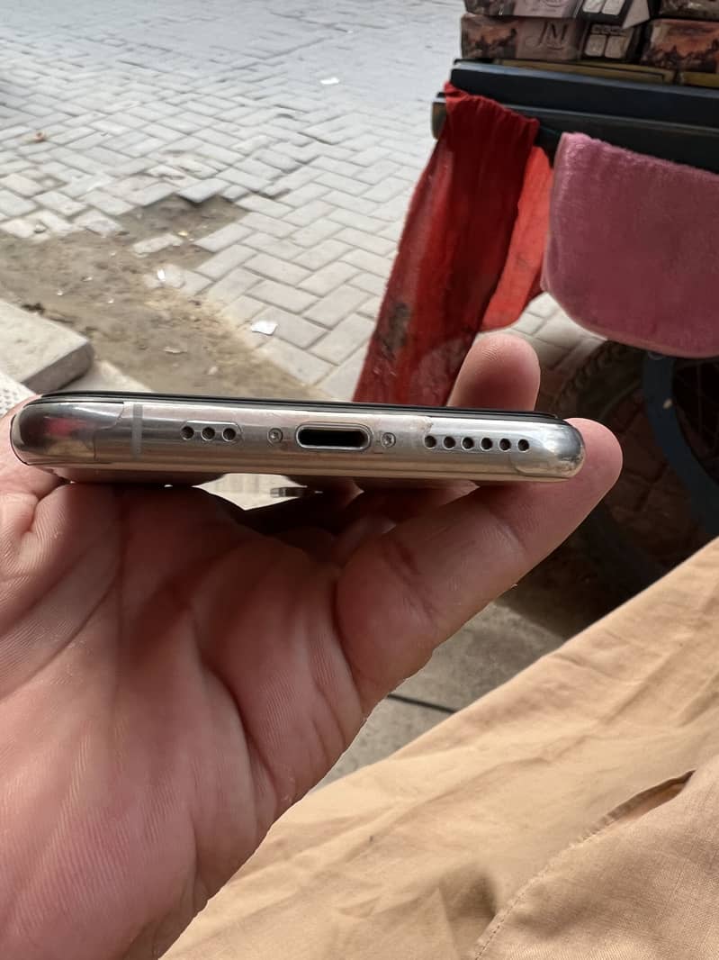 Apple iPhone XS 2