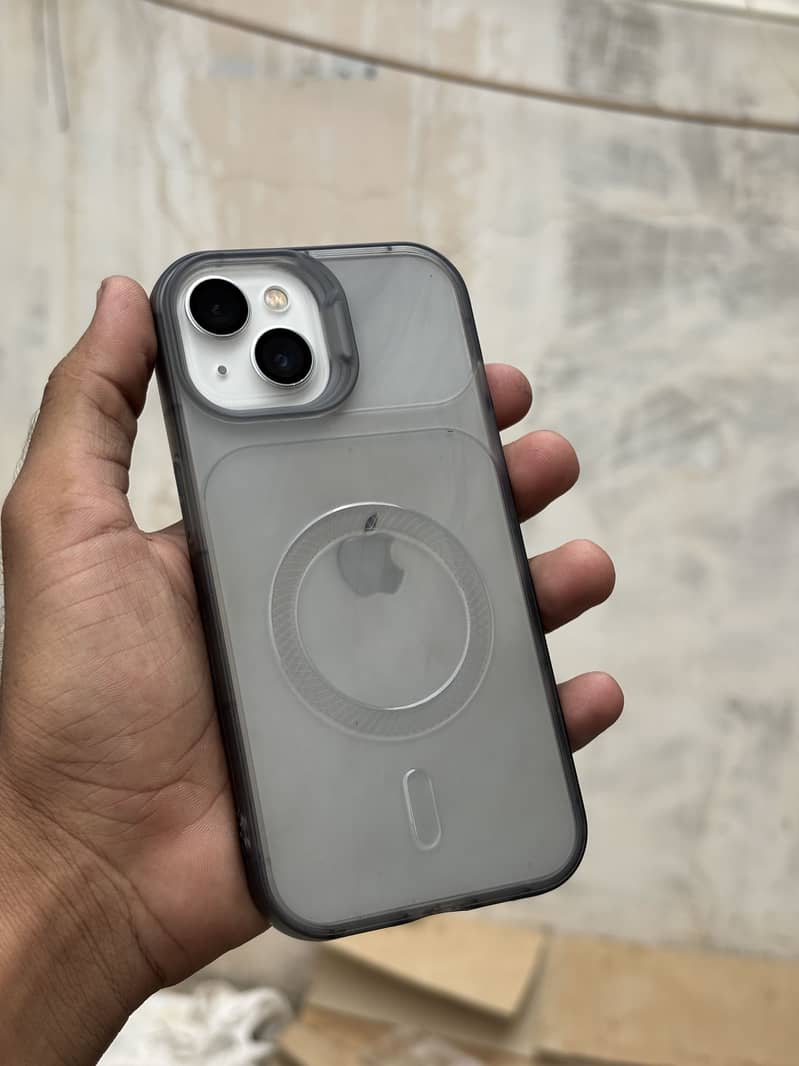 Apple iPhone 13 6