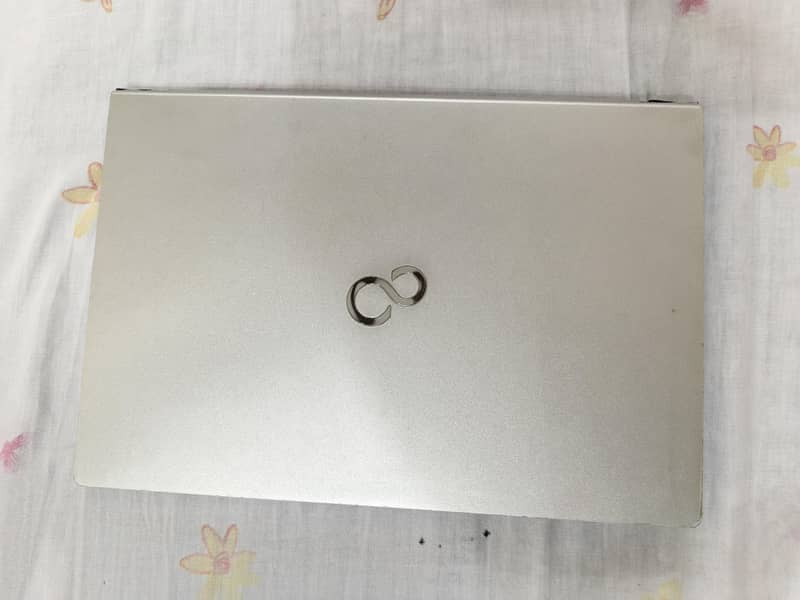 Fujitsu Laptop 1