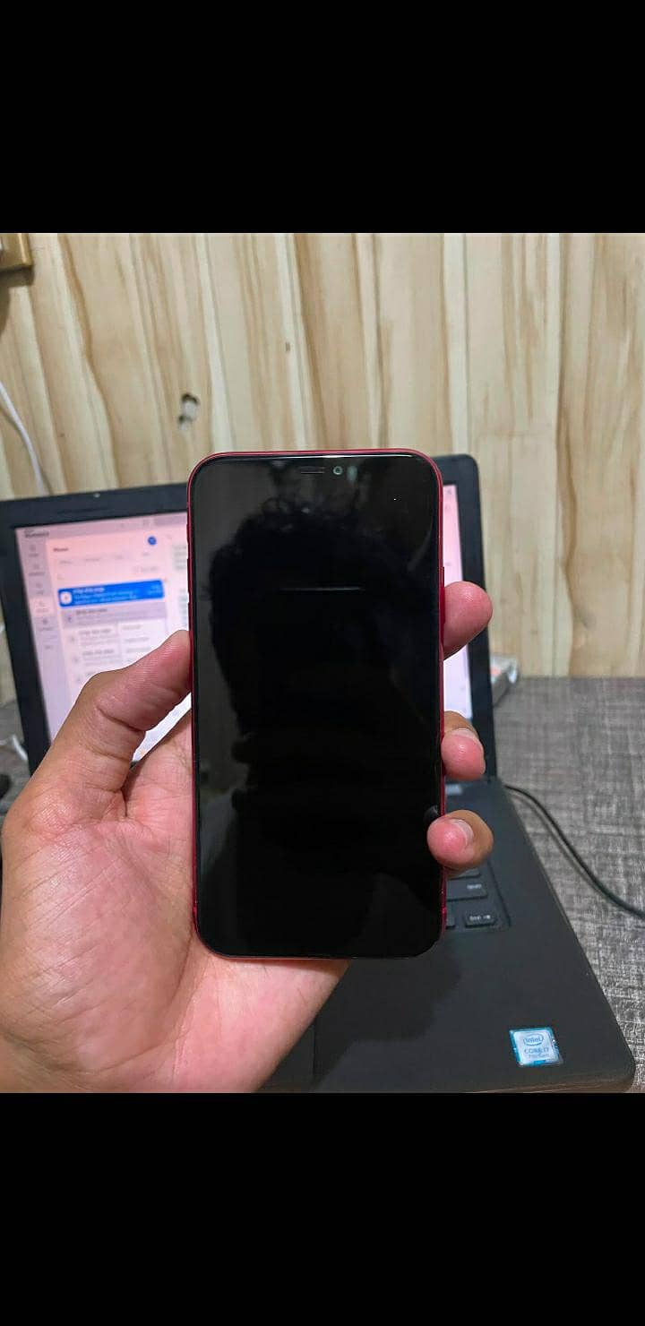 Apple iPhone 11  factory unlock 2