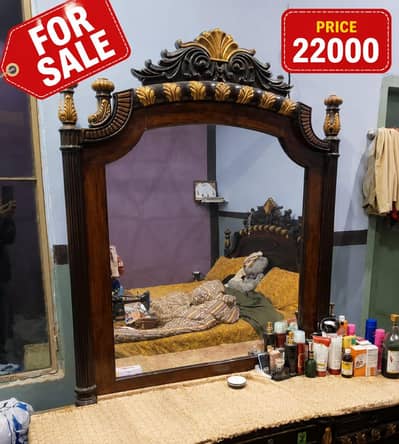 Beautiful Wooden Dressing Table with Large Mirror – For Sale