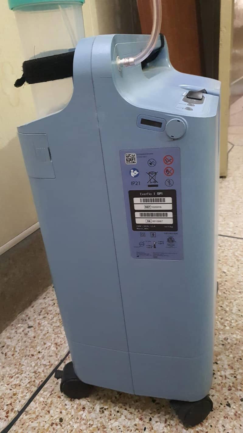 Oxygen Concentrator 1