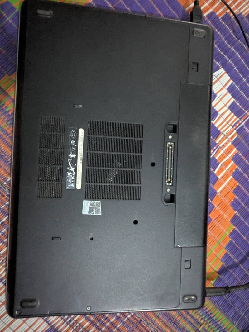 Dell Precision M2800 4