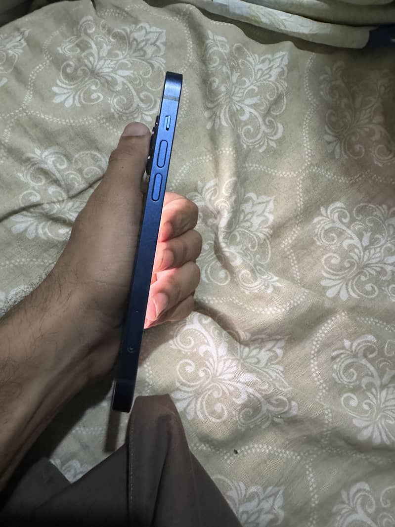 Iphone 12 2
