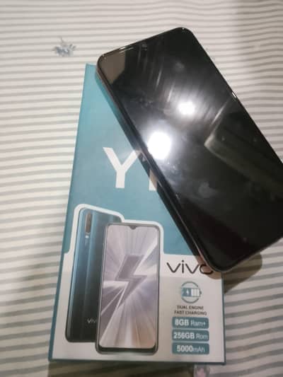 Vivo Y17