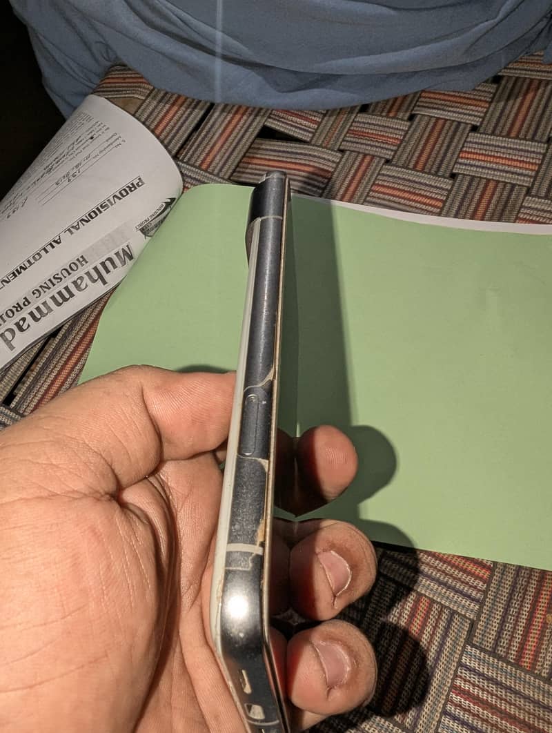 Google Pixel 8 3