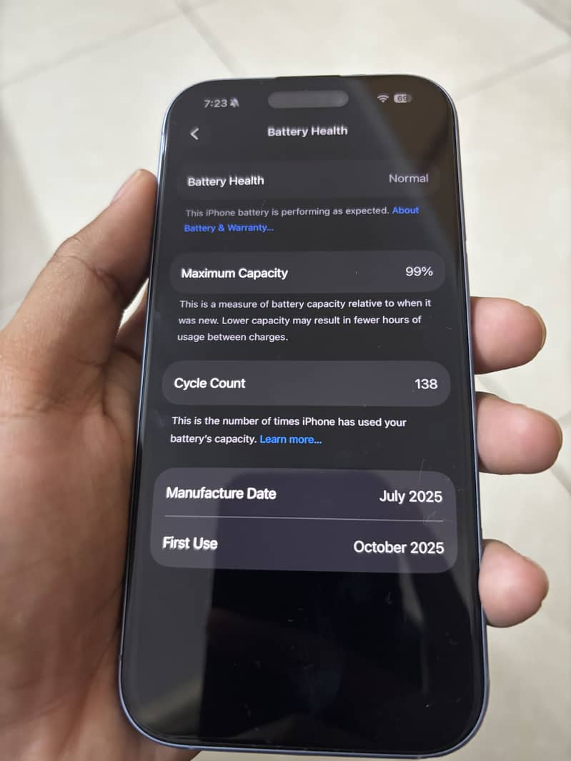 Apple iPhone 17 5