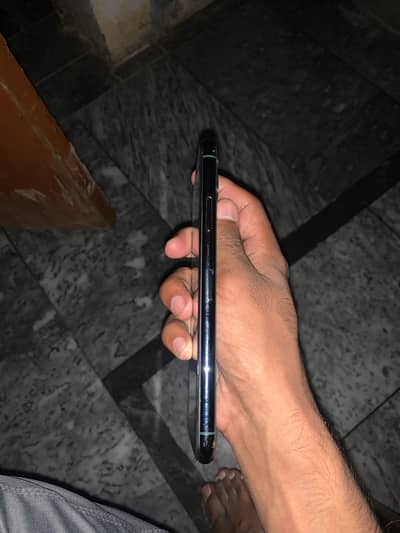 Apple iPhone 11 Pro Max bypass