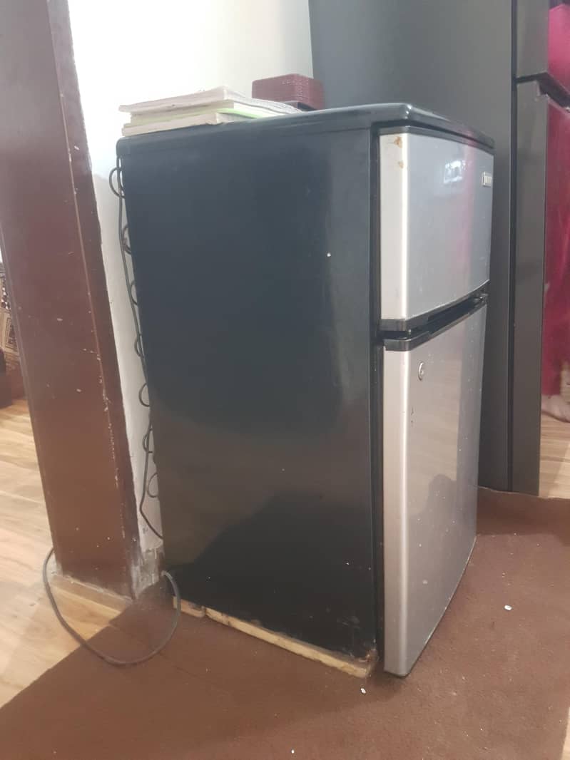 Two door fridge 0