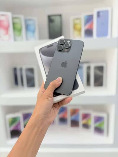 i Phone 8plus, 11,12,13,14,15 pro max on instalment Whatsap 3260768968