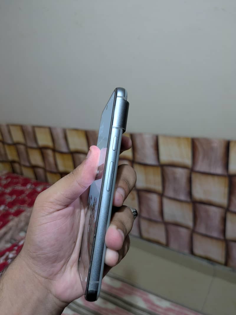 Google Pixel 8 1