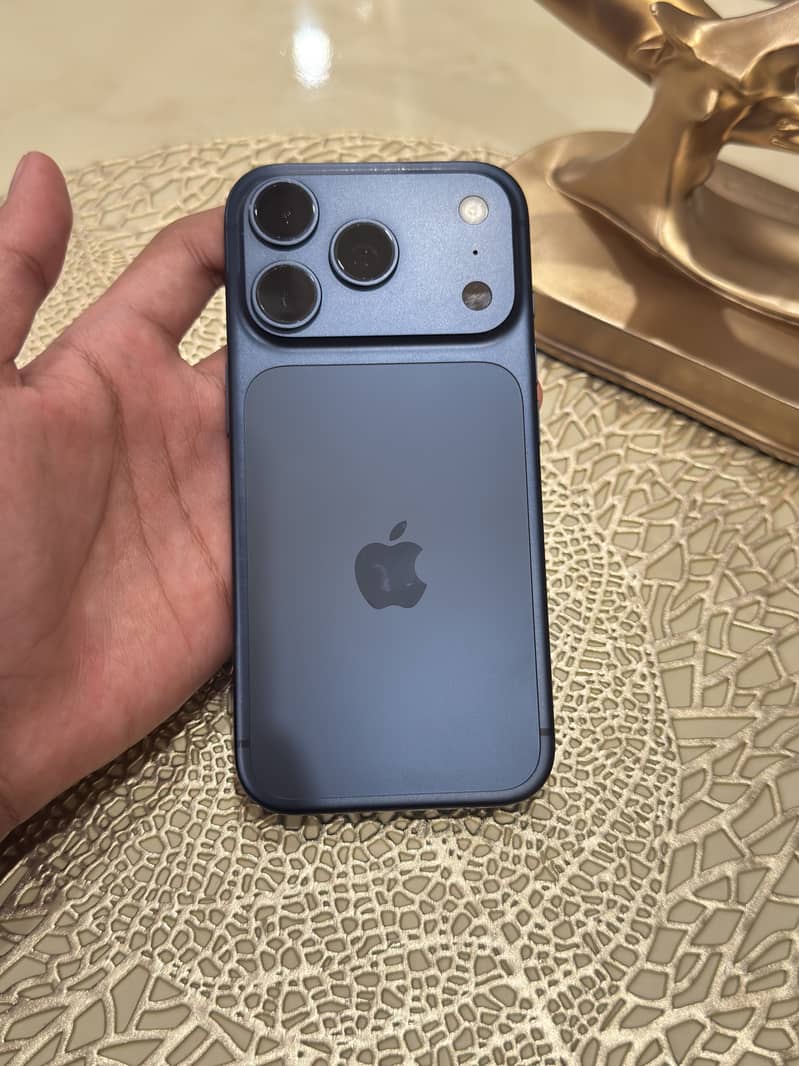 Apple iPhone 17 Pro 5