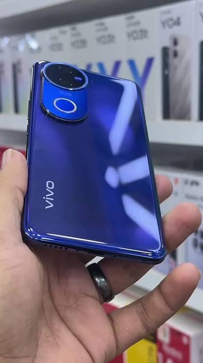 Vivo v50 512 GB