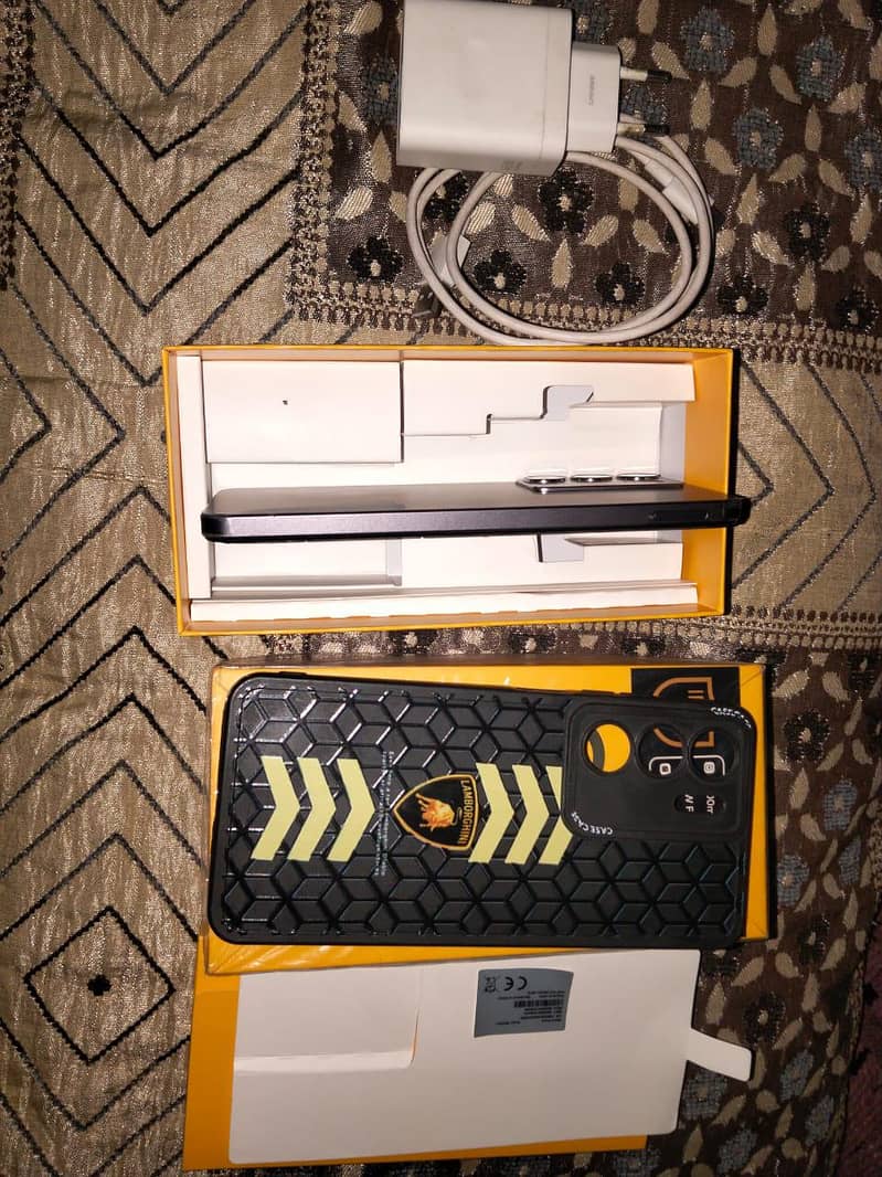 Realme C75 5