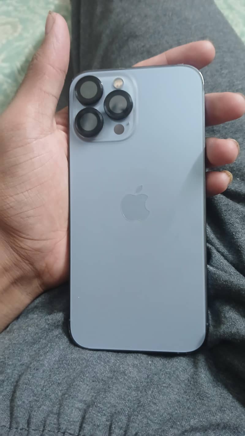 Apple iPhone 13 Pro Max 6