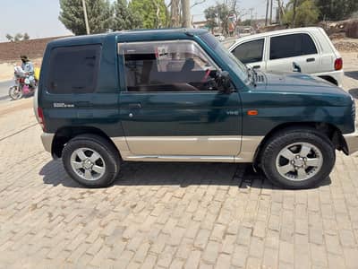 Mitsubishi Pajero Mini 1999